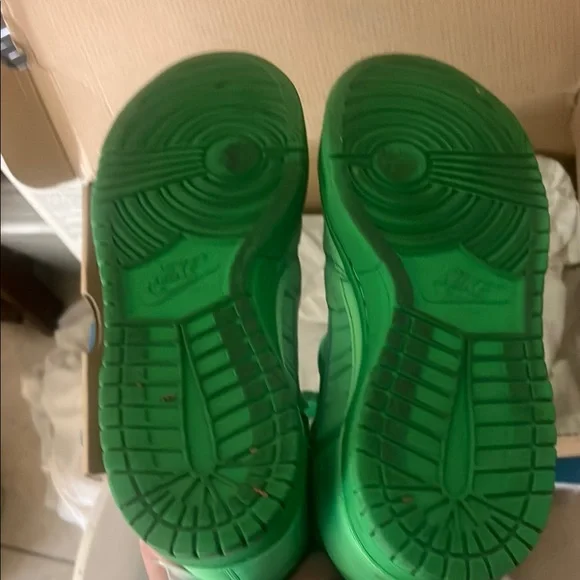 Nike Green High-Top Sneakers - Picture 4 of 4